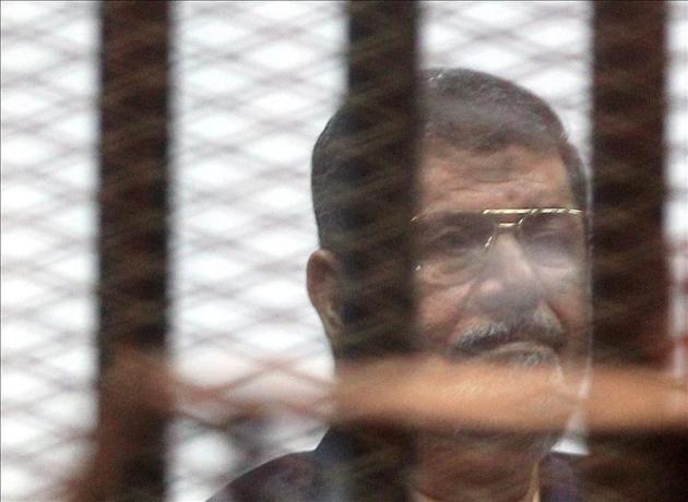 El expresidente egipcio Mursi, condenado a muerte por huir de la cárcel durante la revolución de 2011