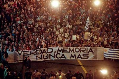 Exposición Imágenes del Silencio": 20 años de marchas en Uruguay