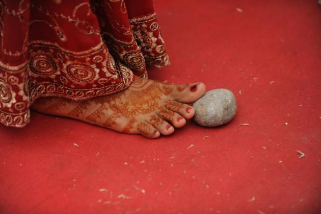 El matrimonio infantil, una lacra alimentada por "la pobreza y la ignorancia"