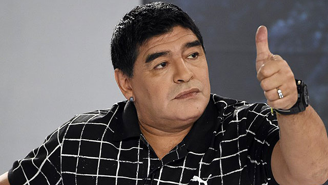Estoy disfrutando, dijo Maradona ante el escándalo en la FIFA