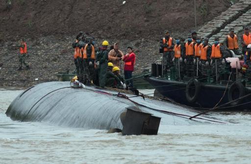 Un tornado pudo provocar el naufragio del crucero en China con más de 450 personas a bordo