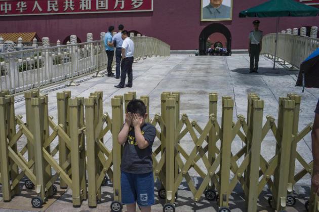 Cuatro niños abandonados por sus padres se suicidan en China