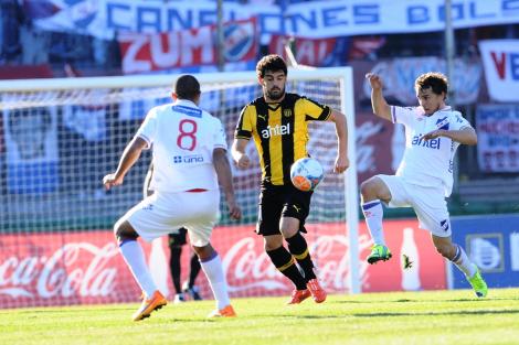 Nacional se proclamó Campeón Uruguayo al arrasar a Peñarol 3 a 2