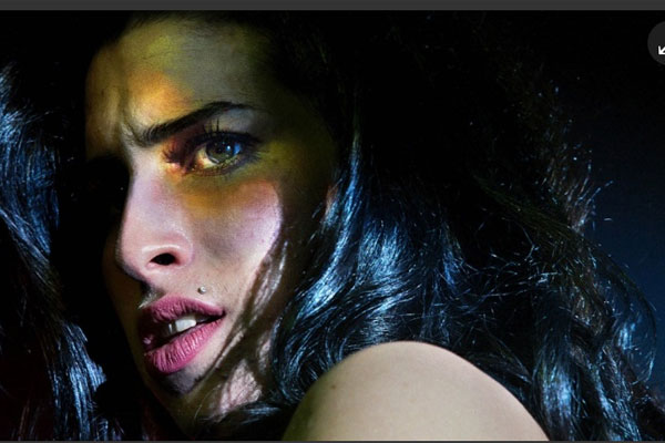 Publican fotos inéditas de fallecida Amy Winehouse
