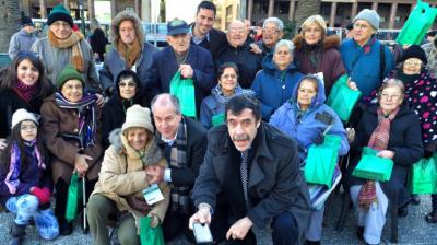 A la vanguardia en el mundo: El gobierno uruguayo entregó las primeras 1.000 tabletas para jubilados