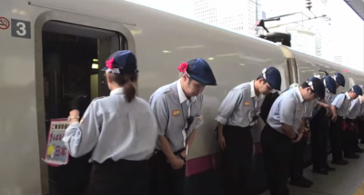 La milagrosa limpieza del tren bala japonés asombra al mundo