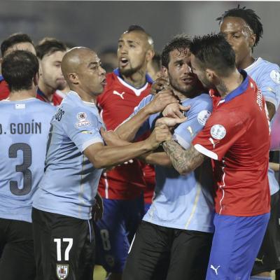 Chile denunció a siete jugadores uruguayos