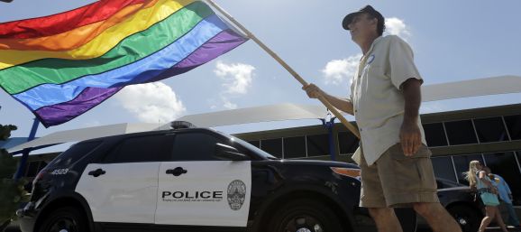 Texas quiere negar licencias de matrimonio a parejas del mismo sexo pese a resolución de la Corte Suprema