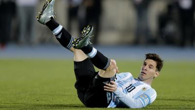 Messi no merece ser capitán, dice la prensa argentina