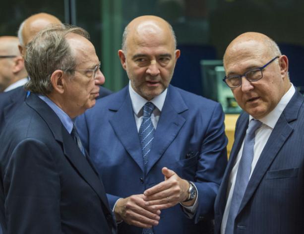 Desconfianza: El Eurogrupo suspende hasta el domingo las "difíciles" negociaciones con Grecia