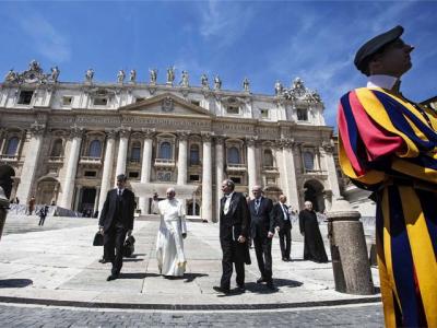 "Oficina" del Papa Francisco cerró el 2014 con un déficit de más de 25 millones de euros