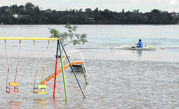 Litoral de Uruguay quedará bajo agua; preparan  evacuaciones