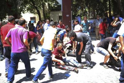 Una joven de 18 años desata infierno en Turquía: hace explotar bomba y deja 27 muertos y 100 heridos