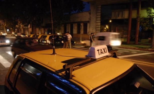 El taxi 569 y su chofer están desaparecidos
