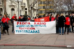"Poderosos" medios de comunicación de Uruguay en crisis despiden a decenas de trabajadores