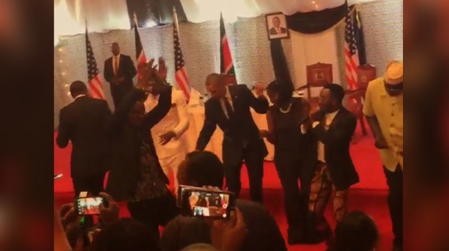 Obama bailó en África y causó furor