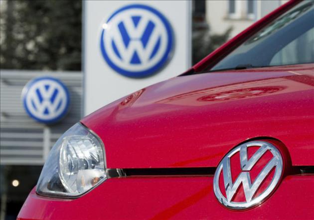 Toyota cede el liderazgo mundial en venta de automóviles a Volkswagen