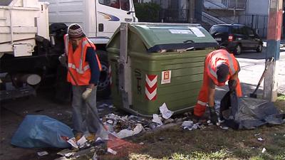 Usarán cámaras para controlar a quienes tiran basura fuera de contenedores en Montevideo
