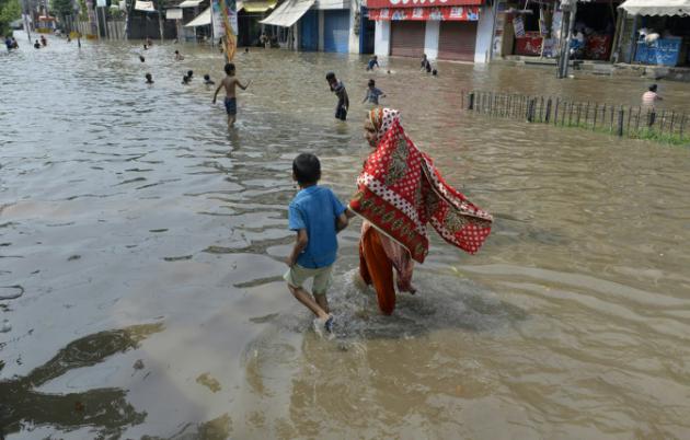Cientos de muertos y millones de evacuados por el monzón en Asia