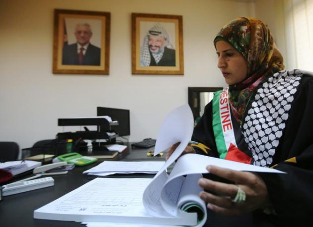 Una palestina inicia una revolución cultural celebrando matrimonios musulmanes
