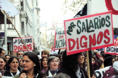 Maestros y profesores de Uruguay suspendieron paros