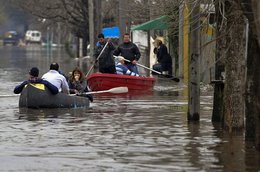 Buenos Aires bajo agua: 10 mil personas afectadas por las inundaciones