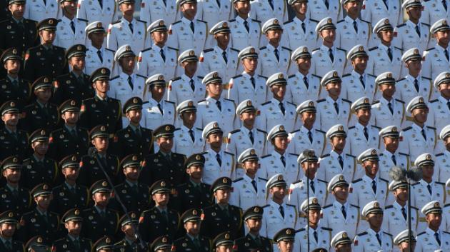 "Mostrando músculo": Imponente desfile militar en China, "de nuevo un gran país en el mundo"