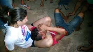 Quiso robar a luchadora en Brasil y terminó pidiendo por la Policía