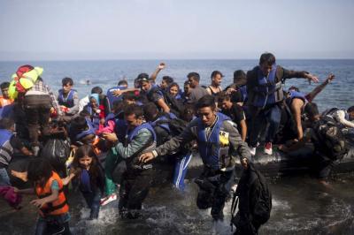 ONU pide que cada millonario italiano done 15.000 euros para refugiados