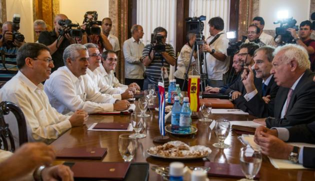 La Unión Europea y Cuba negocian normalizar sus lazos en un proceso paralelo al de EEUU