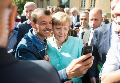 "Mamá Merkel" es el grito de amor de los refugiados sirios en Alemania