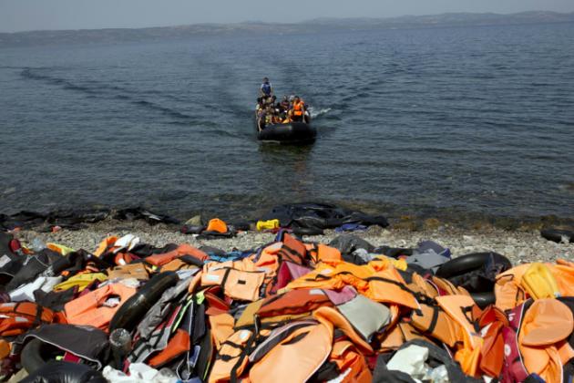 El terror en el mar antes de gritar "¡Europa!" en una playa griega