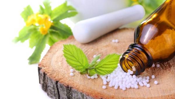 Un congreso de homeopatía terminó con 29 médicos drogados