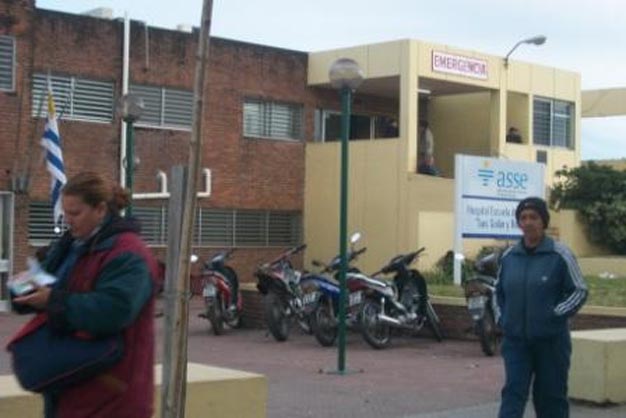 Otro recluso escapó de un hospital en Paysandú y robó arma a policía