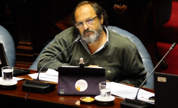 Olesker acusó de "mentir" a Álvaro García, director de la OPP