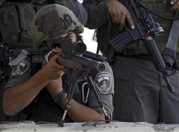 Decenas de palestinos y cuatro efectivos israelíes heridos en disturbios