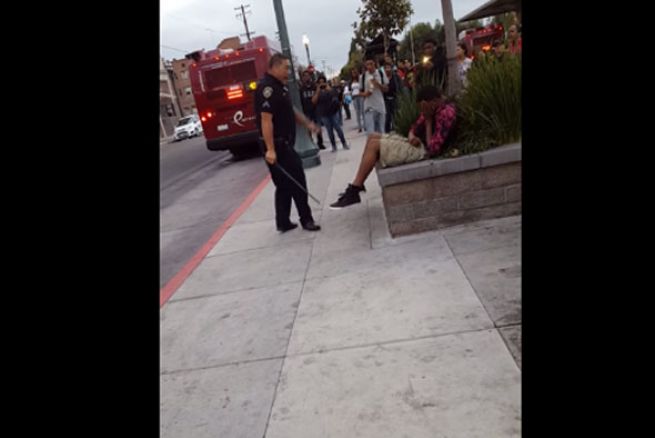 Brutal paliza policial contra un adolescente negro en California
