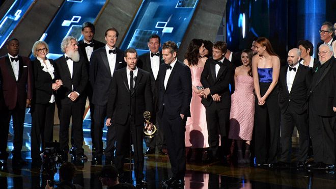 "Game of Thrones" hace historia en los premios Emmy