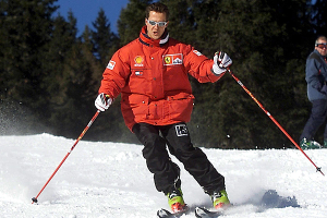 Schumacher no habla, no camina y pesa menos de 45 kilos