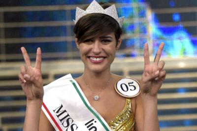 Respuesta de Miss Italia genera burlas en redes: "Me habría gustado vivir en la II Guerra Mundial"