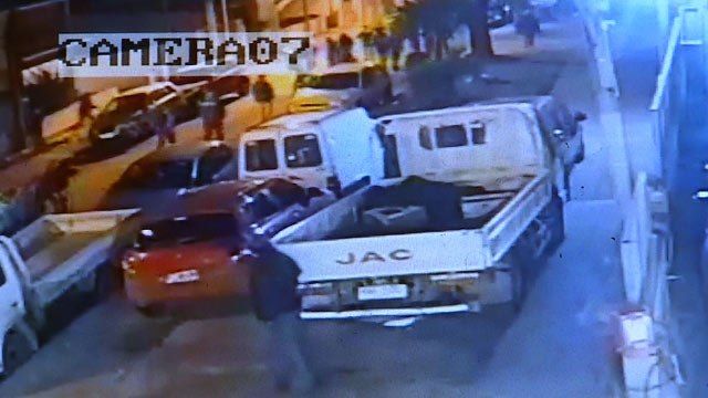 Peñarol tras los hinchas que rompieron autos; "repudia actos vandálicos"