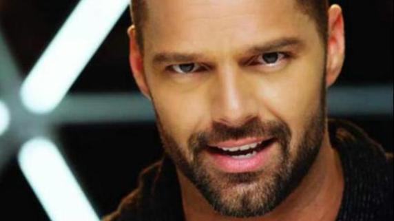 Ricky Martin se rindió ante los encantos de un joven expresidiario