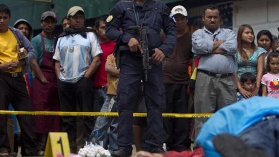 Alcalde de Guatemala asesinado y quemado vivo por turba enfurecida