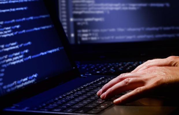 'Hackers' roban 30 millones de dólares de un banco británico