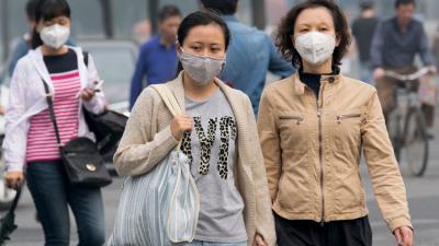 Contaminantes del aire entran directo al cuerpo por la piel; advierten científicos