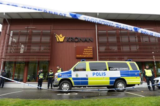 Tres muertos y dos heridos en el ataque con sable en un escuela sueca