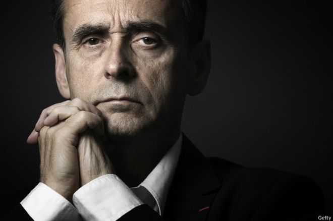 La historia del alcalde francés que impuso un toque de queda para los niños