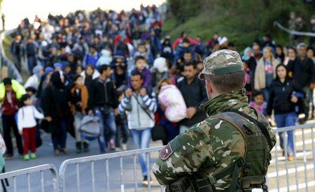 Líderes europeos cruzaron amenazas y reprimendas por crisis migratoria