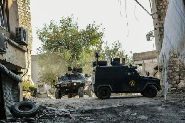 Nueve muertos en Turquía en tiroteo entre miembros del Estado Islámico y la policía