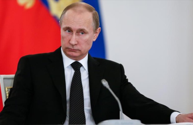 Putin ordena excluir el dólar del comercio interno de Rusia